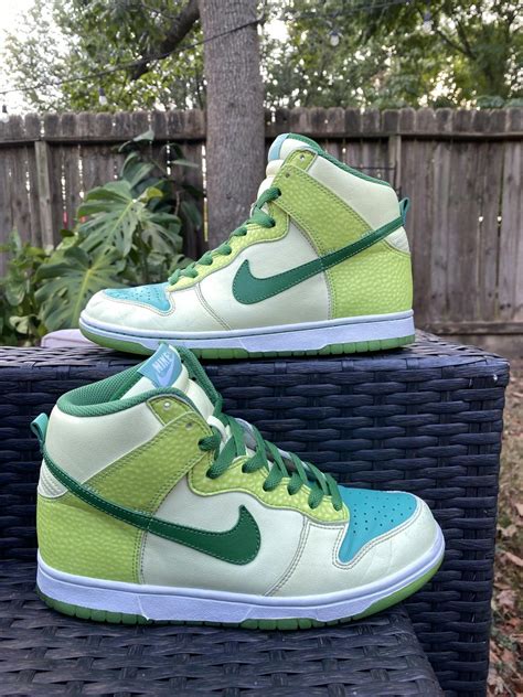 nike dunk high glow in the dark